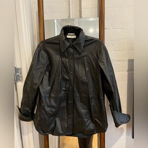 Mango Classic Black pleader light shirt
